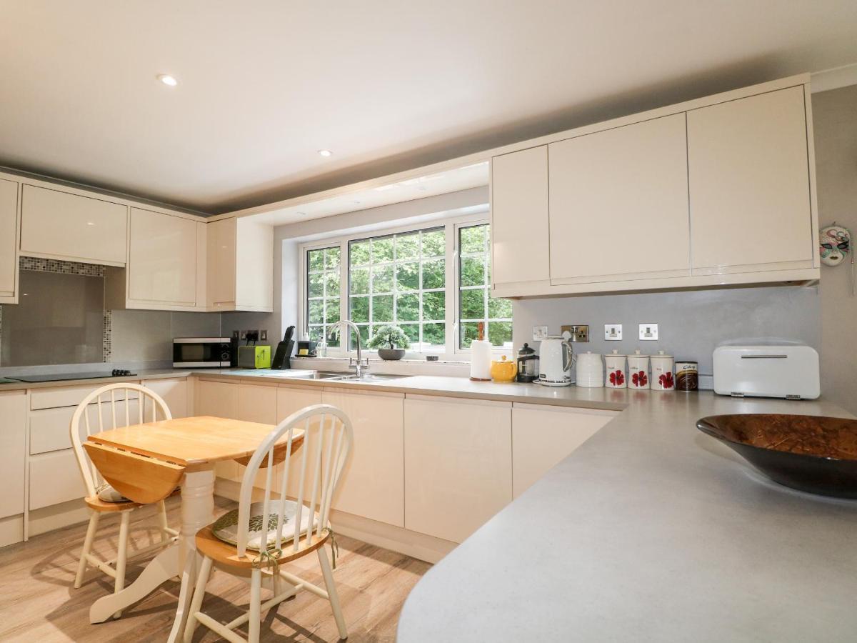 Miswells Cottages - Lake View Turners Hill Exterior foto
